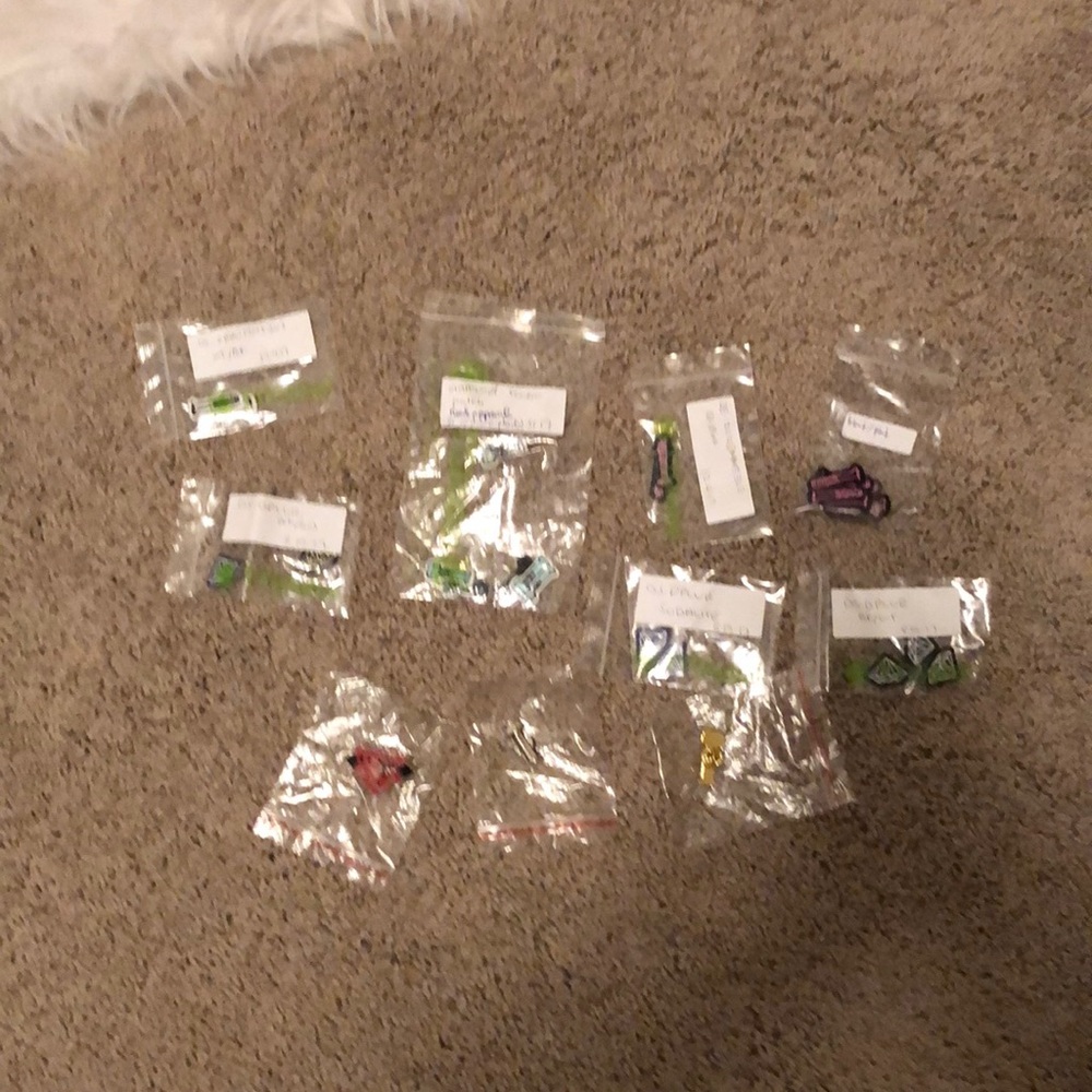 Various Diamond supply patches and pins.